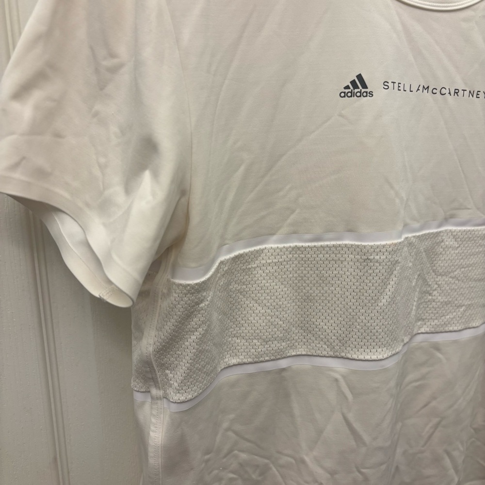 1. Adidas by Stella McCartney Run Loose Tee in White - Picture 5 of 9